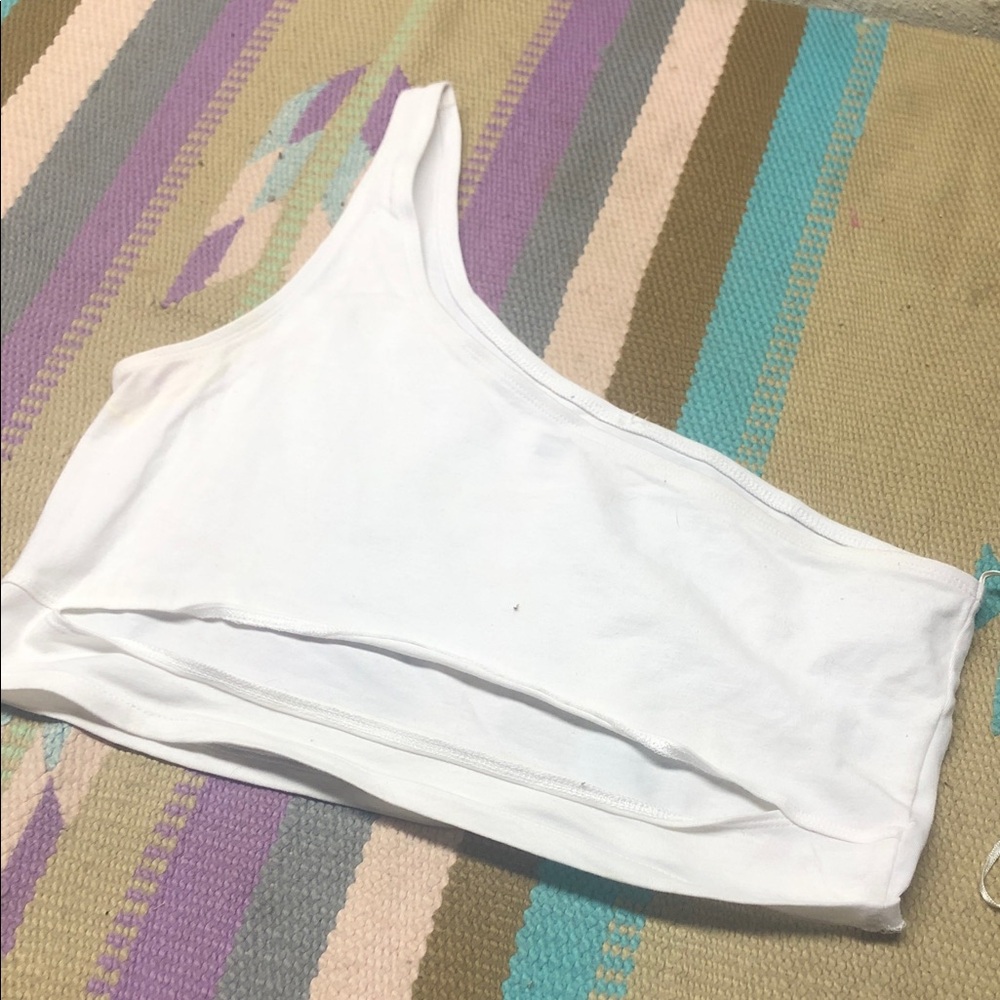 🥥Me to We White One-Shoulder Crop Top 🍦